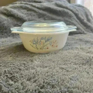 Rare Find Vintage England  Pyrex Blue Floral Iris
